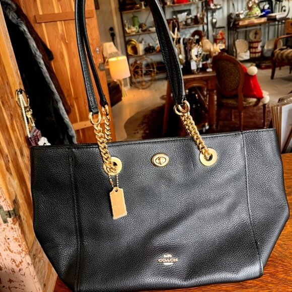 Coach Handbags - Coach Turnlock Chain Tote Bag